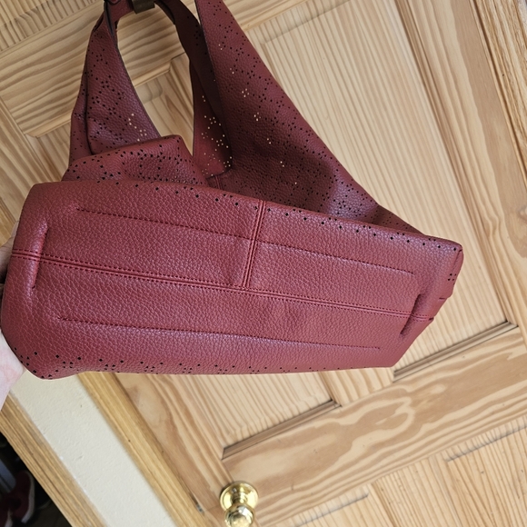 Montana West Burgundy Tote - Picture 5 of 5
